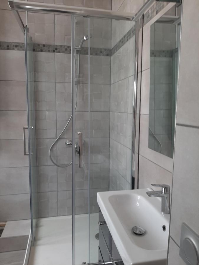 Studio Meuble Renove Superbes Prestations Proche Hyper Centre - Residence La Fresnaie เลรูส ภายนอก รูปภาพ