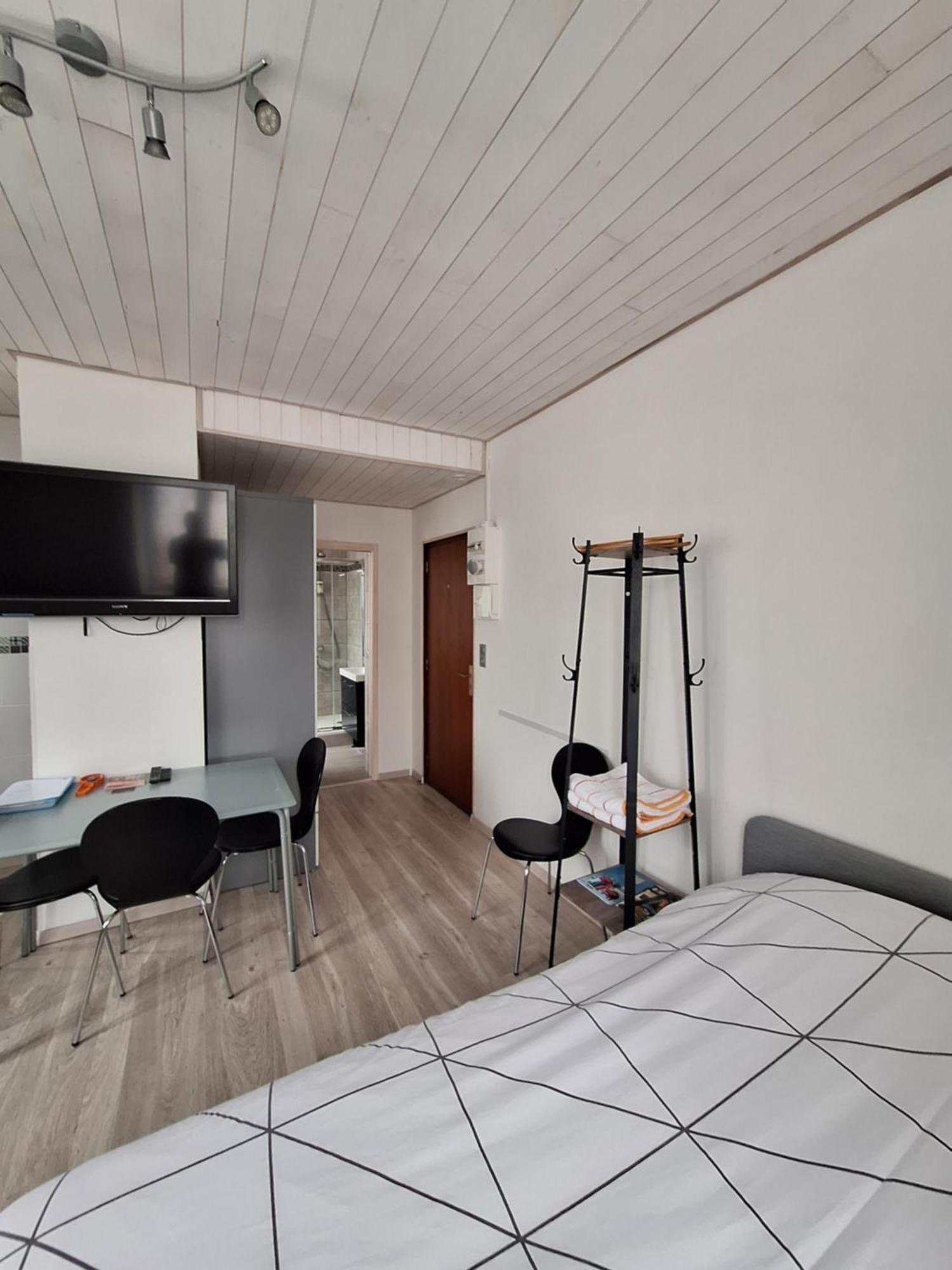 Studio Meuble Renove Superbes Prestations Proche Hyper Centre - Residence La Fresnaie เลรูส ภายนอก รูปภาพ